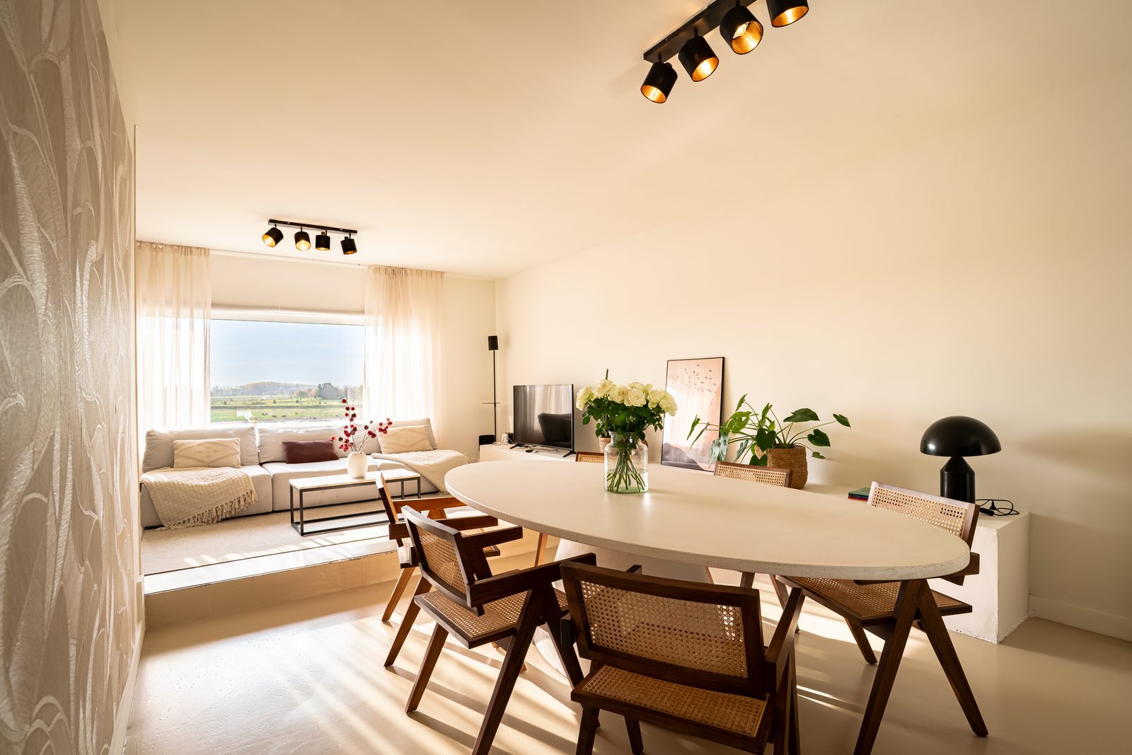 Suite 4p, Maasvallei